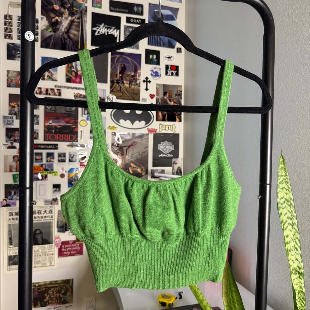 Reformation Cashmere Scoop Neck Crop Top Green